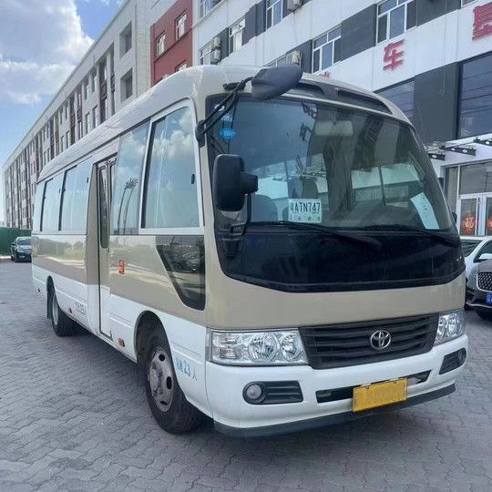 7005*2040*2785mm Toyota Coaster 30 Place Seat Mini Bus with Seat Capacity of 17-30