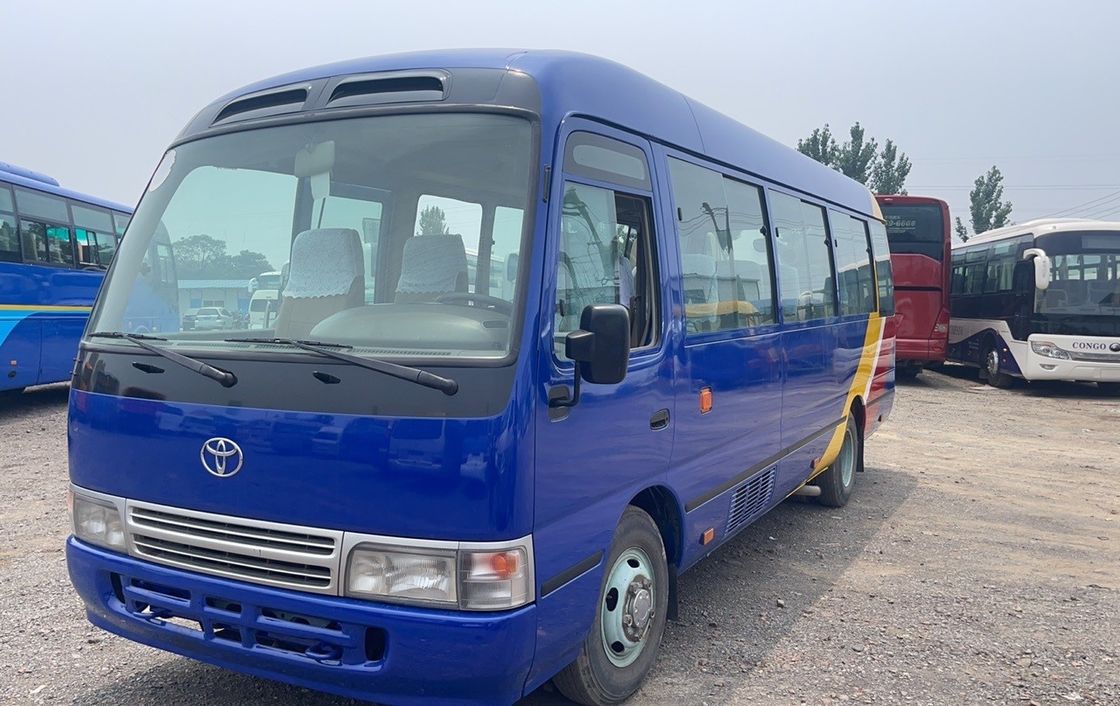 30-Seater Diesel Toyo Ta Coaster Mini Bus with Luxury Design and Fuel Efficiency