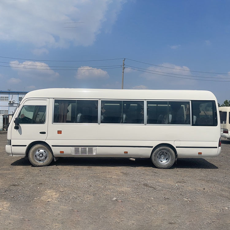 Japan Made Used Toyota Coaster Bus 30 Seats Manual Transmission Diesel Engine Capacity 4L