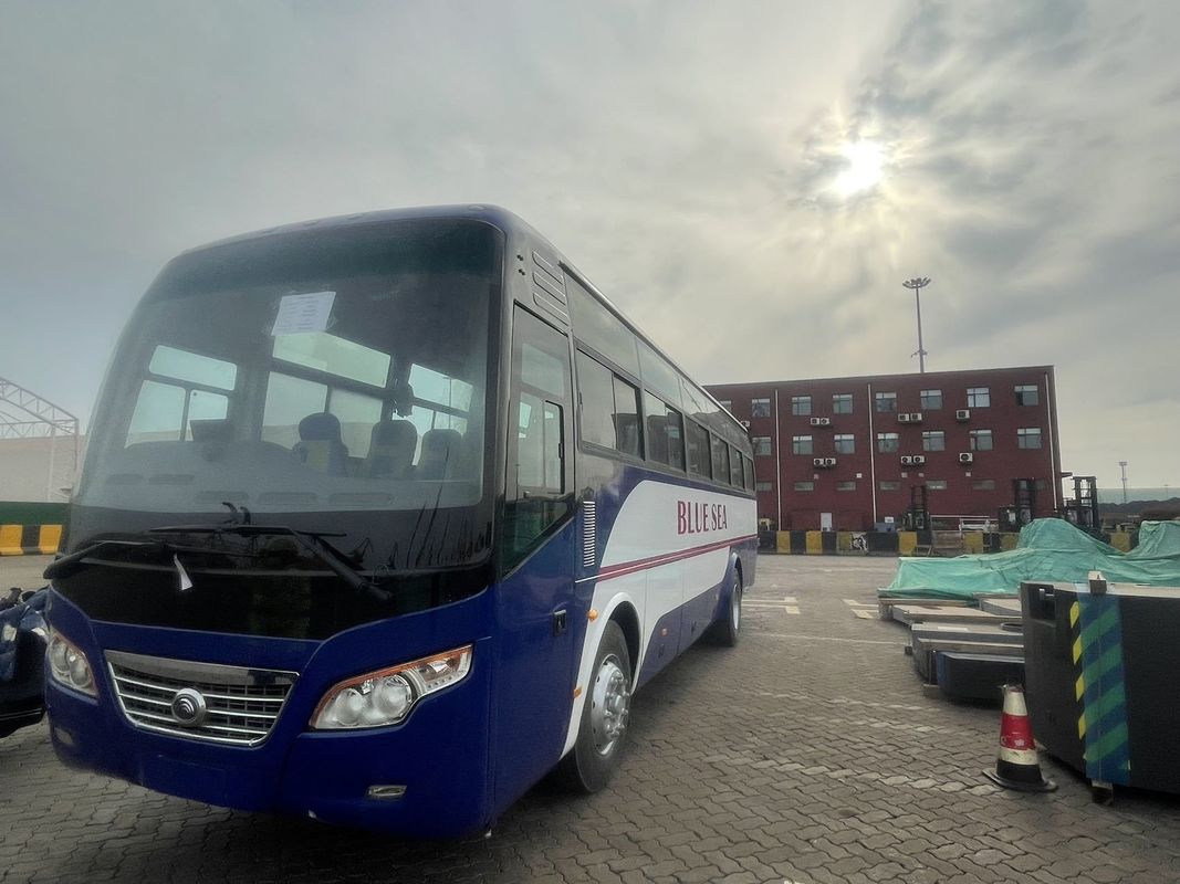 10m 45 Seater LHD Coach Bus ZK6102D with 8.4L Displacement and LHD Steering Position