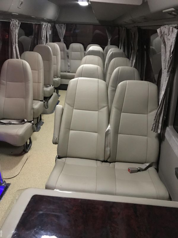 30 Seats Used Toyota Coaster Bus with Good Condition and 7005*2040*2785 Tire 9.00R20