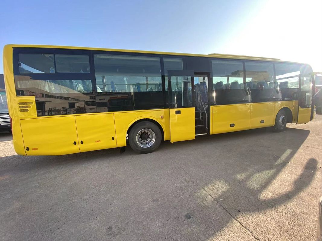Used 65 Seater ZK6121 12m Coach Bus with 8.4L Displacement and Left Side Steering Wheel