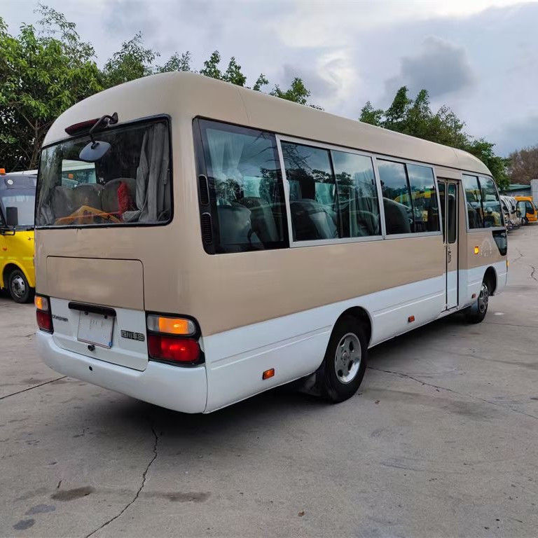 Max Power 113/5200kw Toyota Minibus Gasoline and Diesel Engine 29 Seats Used Coaster Bus