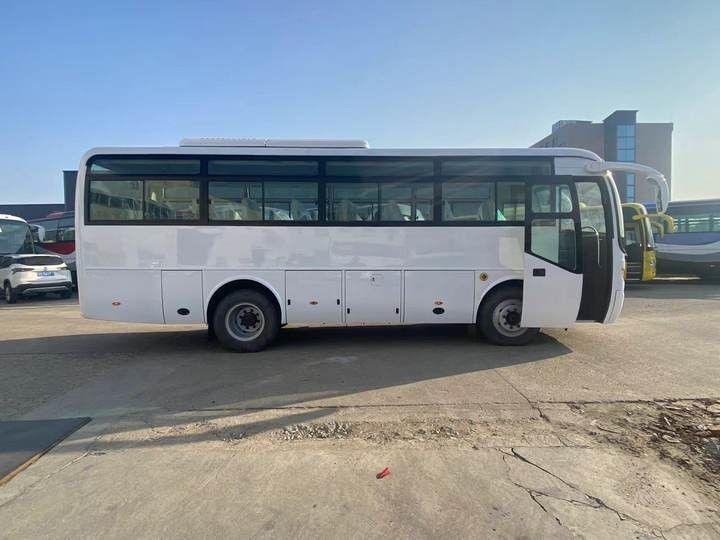 7m 35 Seater Front Engine Used Coach Bus Manual Transmission Max Speed 71 90 km/h