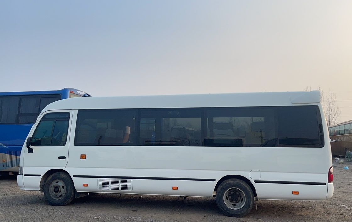 G.V.W 6750kg Fairly Used Comfortable Special Color Coaster Bus For Sell