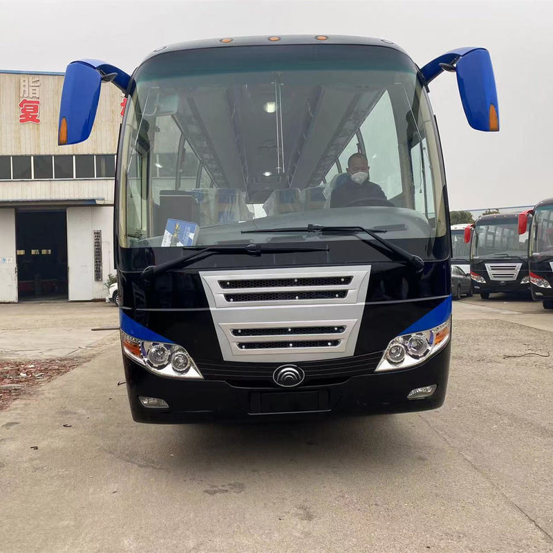 AC-Equipped 57 Seats Tourist Bus Luxury Coach Bus with 4-6L Engine Capacity