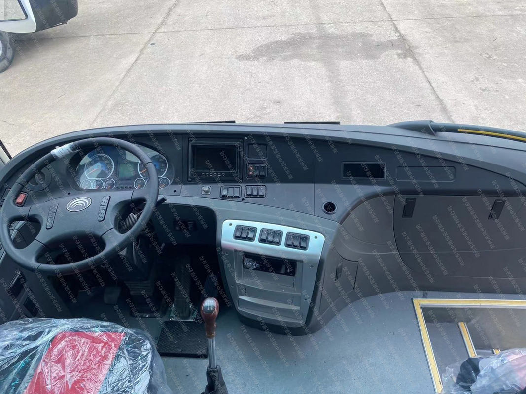 Used Yu Tong Coach Bus Luxury Coaches with Manual Transmission Type Coaches