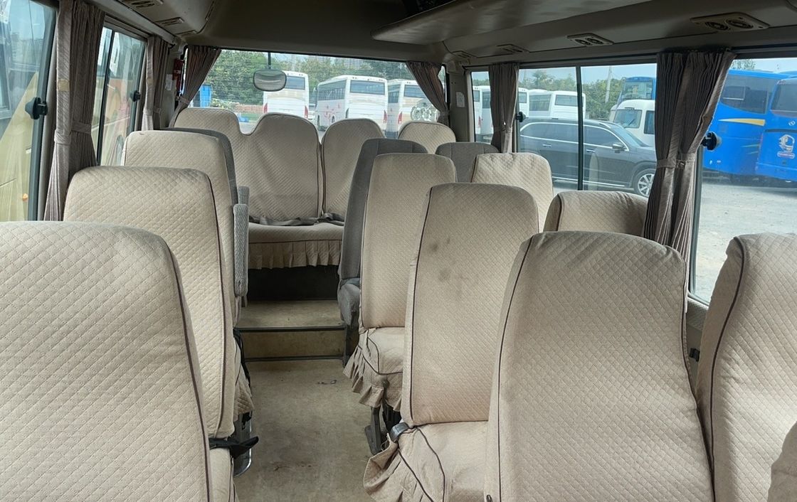 Used Toyo Ta Coaster 30 Seats Bus with 6-8L Engine Capacity and Max Power 113/5200kw