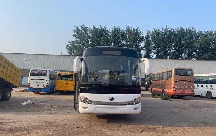 Highly Refurbished 50 Seats Used Bus with Euro 3 Emission Standard and Front Engine