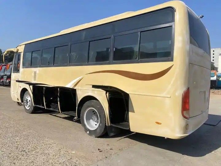 Leaf Spring Suspension 35 Seater Used Coach Bus with Power Steering and Luxury Seats