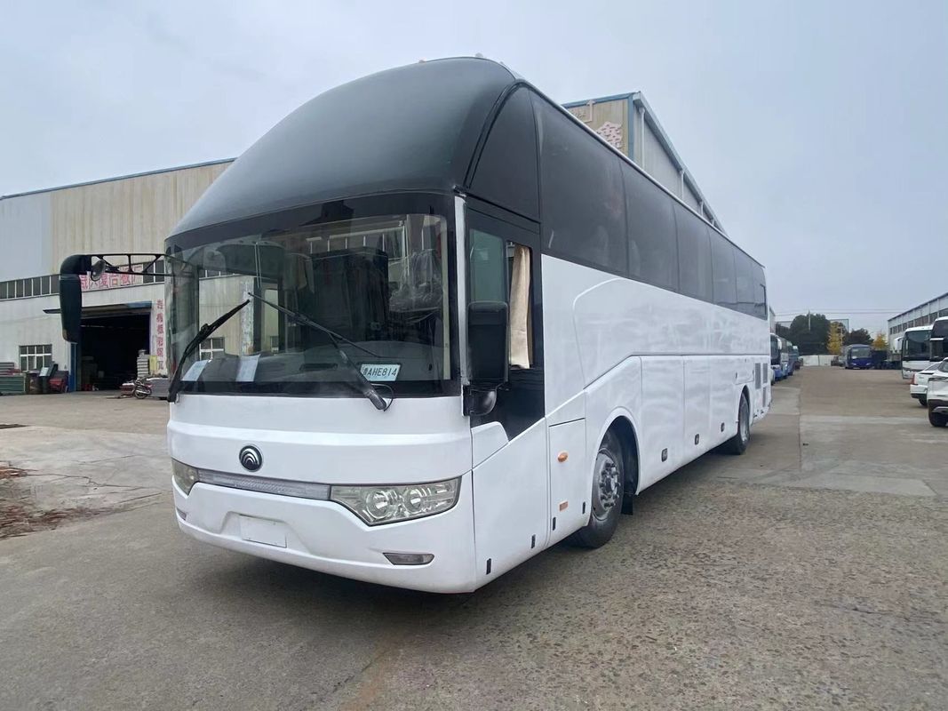 50 Seats 60 Seats 65 Seater Coach Bus Tourist Luxury Bus with 6-8L Engine Capacity