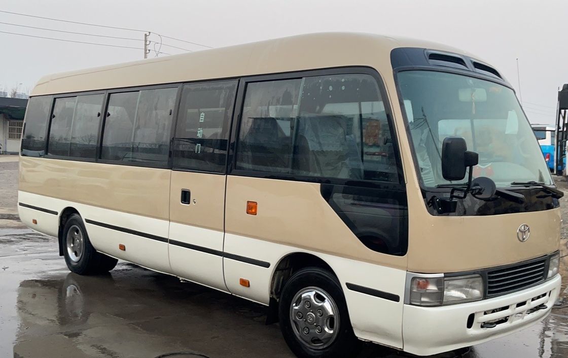 7.00R16 Tire Customized Seats for Toyo ta Coaster Buses from EQ6701LHT 19-30 Seater