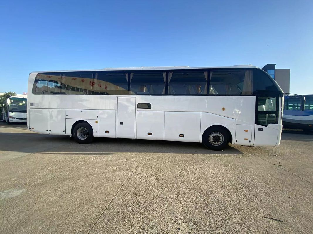 Customer's Requirement 60 Seats Luxury Coaches Buses with 65 Seater Youtong Used Bus