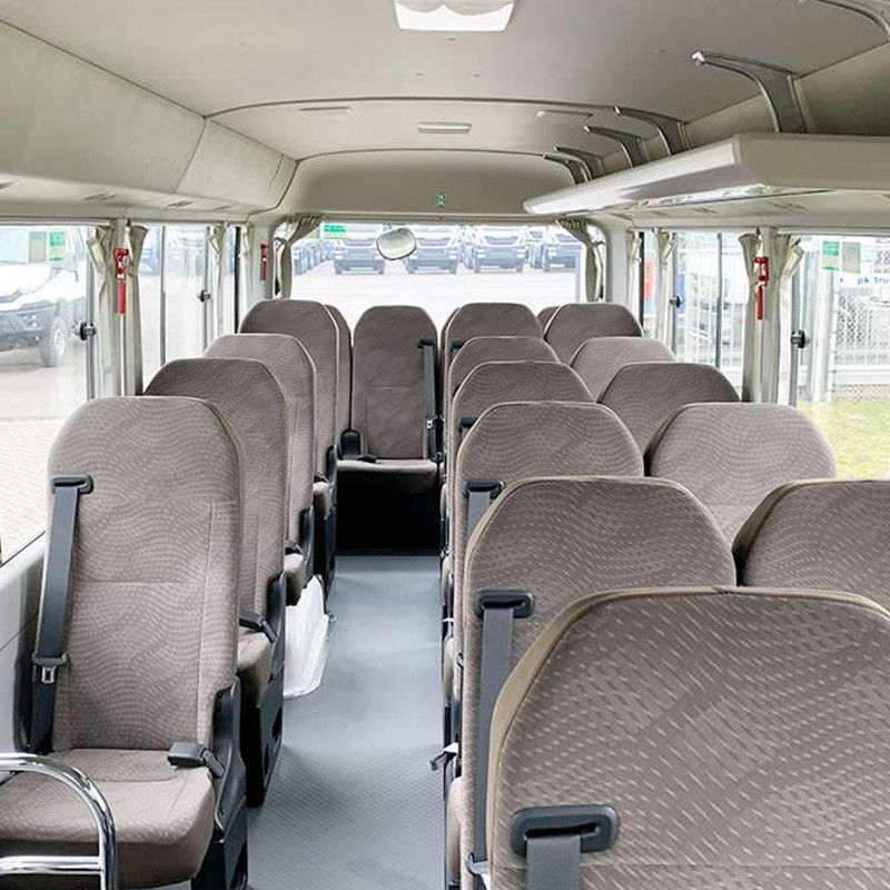 30 Seats Used Coach Bus with Diesel Engine and 2.7m3 Luggage Compartment Volume