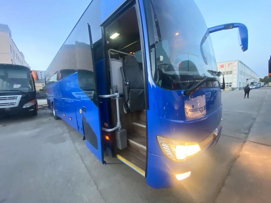 Sale 40 Seats Used Coach Bus with Euro 3 Emission Standard and 6-8L Engine Capacity
