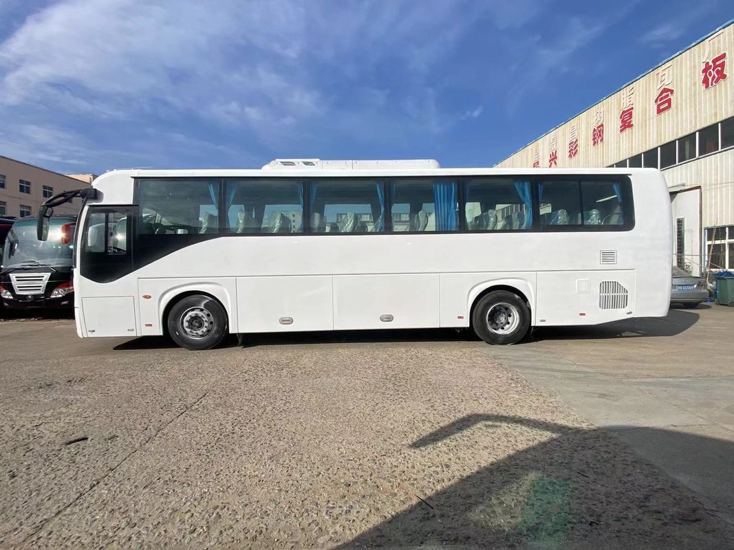 Manual Transmission Type Used Youtong Bus with Left Hand Drive and Power Steering