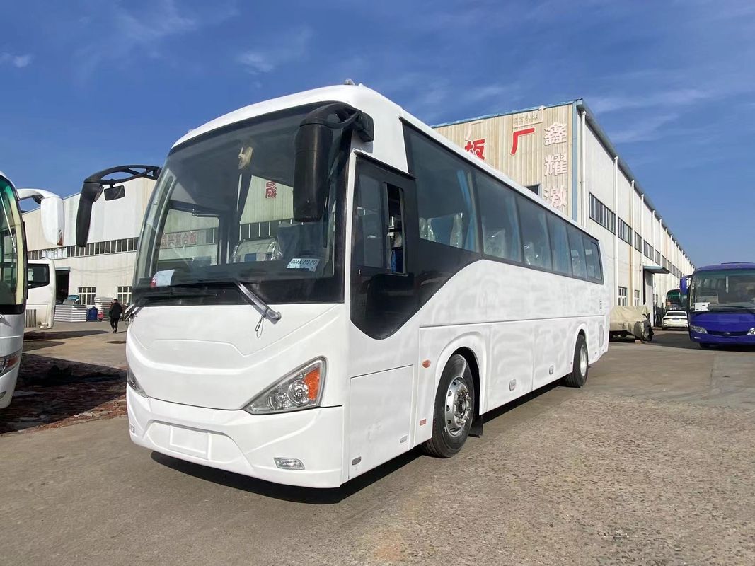 Manual Transmission Type Used Youtong Bus with Left Hand Drive and Power Steering