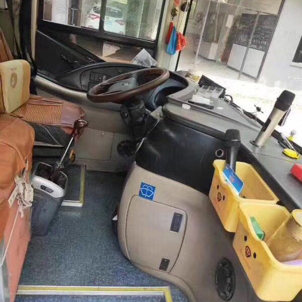 60-70 Seats Popular Left Hand Drive Used Bus Coach with Running and Engine Capacity 8L