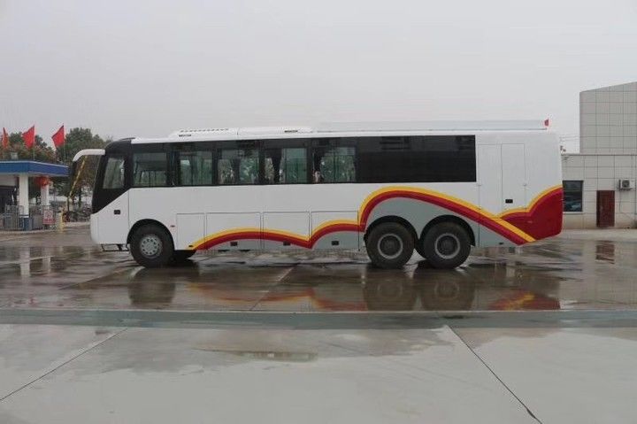 55 Seats Right Hand Drive Used Luxury Coach Bus with Steering Position on the Right