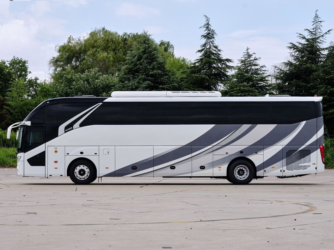 Left Hand Driving 12m 50 Seats Yuchai Engine Manual Transmission Passenger Bus Coach Bus