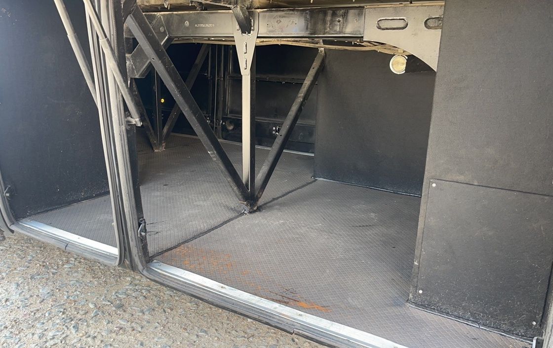 Highly 65 Passengers Manual Buses with Diesel Fuel Type and 3290mm Overall Height