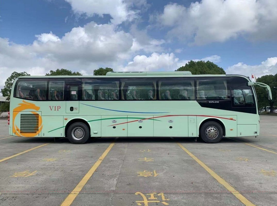 47 Seater Luxury Diesel Travel Coach Bus with High Engine Capacity and Comfortable Seats