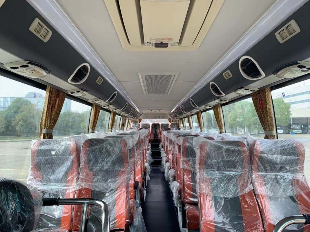 47 Seater Luxury Diesel Travel Coach Bus with High Engine Capacity and Comfortable Seats