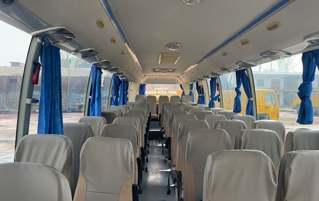 Luxury 30-40 Seats Tour Bus Used Coach Bus with 9.726L Engine Capacity