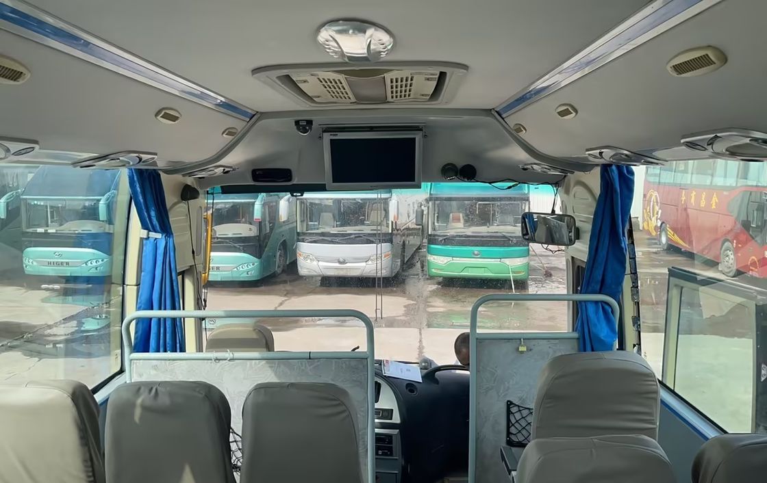 Luxury 30-40 Seats Tour Bus Used Coach Bus with 9.726L Engine Capacity