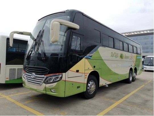 FAST Transmission Manual Coach Bus with Tubeless Tire 315/80R22.5 and Luxury Interior