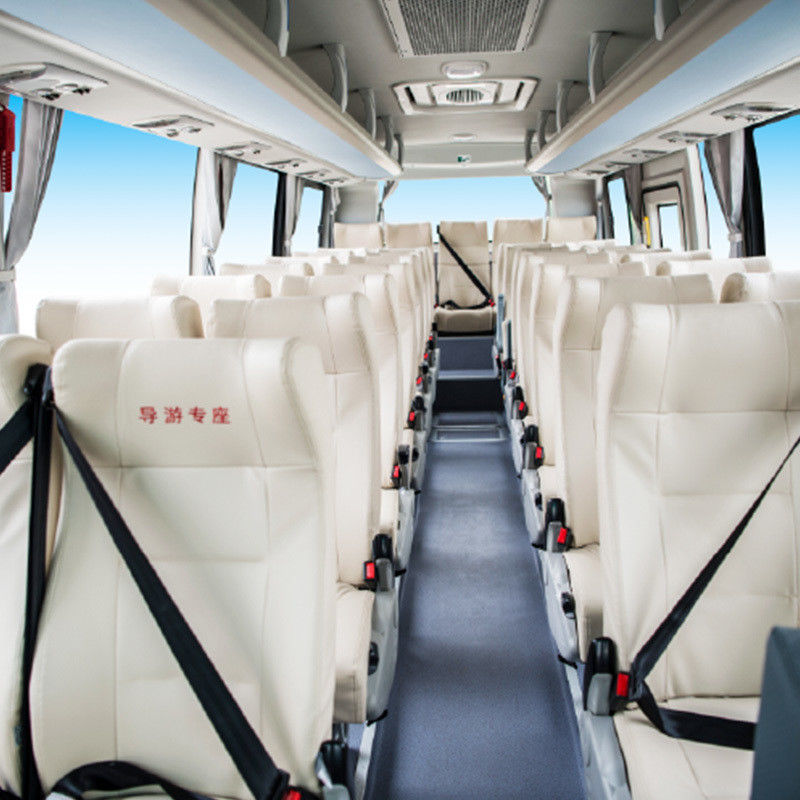 34 Seats Luxury Passenger Bus Used in Tourist City with Euro 3 Emission Standard