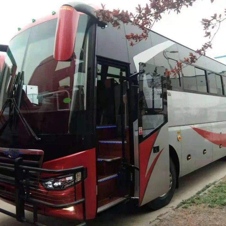 70 Seats Right Hand Driving Power Steering Luxury Coach Bus with 6125 Engine Capacity