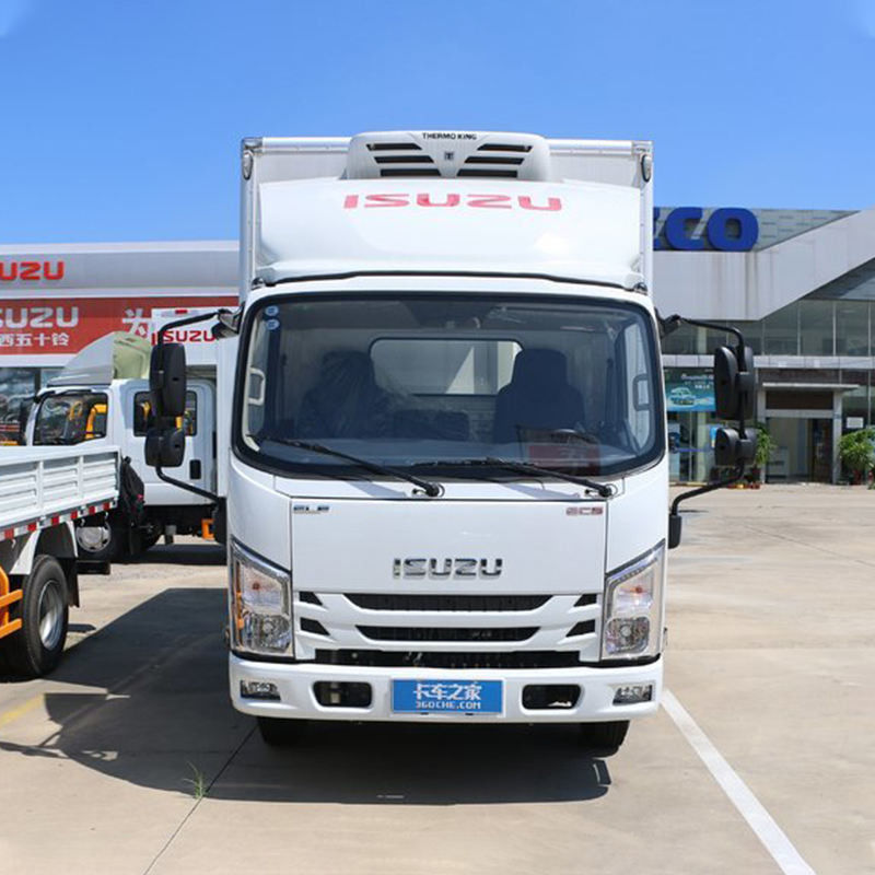 3360mm Wheelbase Isuzu 10 Ton Box Refrigerator Truck For Vegetable And Meat Transportation