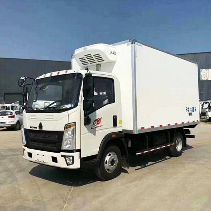 Custom's Requirement 130hp 4x2 Refrigerated Truck For Ice Cream Delivery And Food Cooling