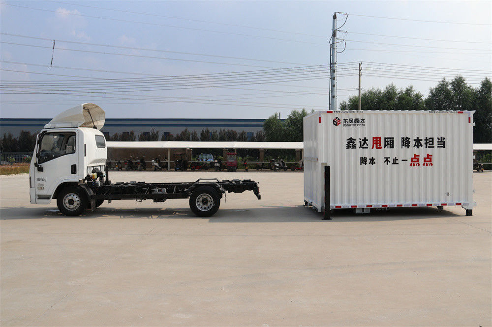 Euro 6 Emission Standard Isuzu 4*2 Cargo Box Truck For Logistics And Transportation