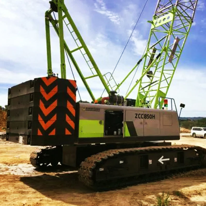 Boost Your Construction Project with 7-15m Fixed Jib Length Crawler Crane and Gas Engine