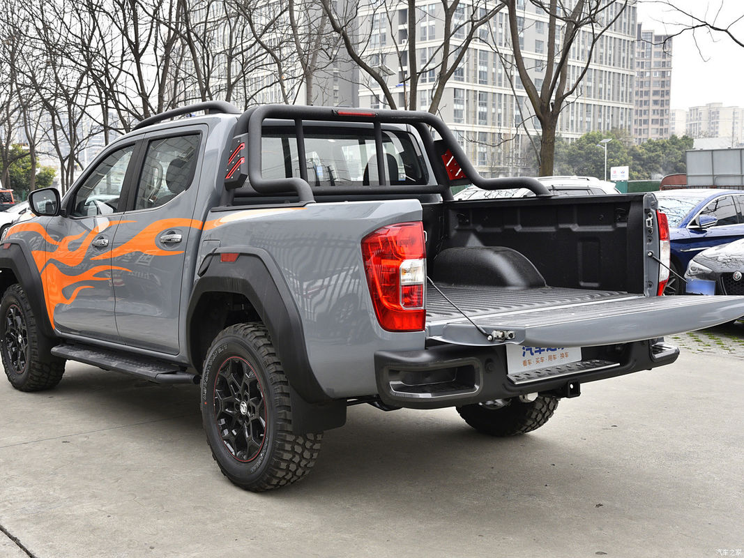 Fuel- Dongfeng Rich 7 4*4 Pickup Truck with Cargo Box Dimension of 1510*1562*475 mm