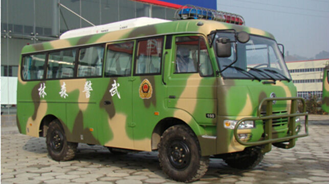 6700mm Length 4x4 Desert Bus Off-road Awd 14 Seats Passenger Bus For Africa Euro 3 Emission Standard
