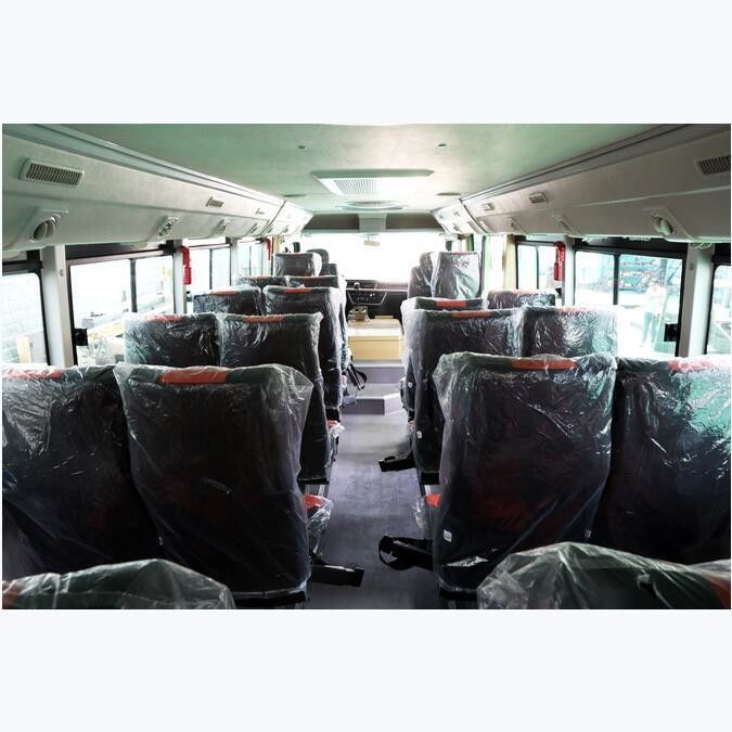Cummins B210 Engine 27 Seats 6x6 Off Road Bus Coach Bus for Off-road Exploration
